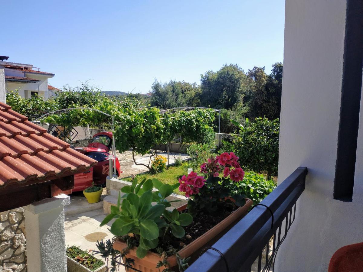 Apartment Lavanda Nova Razanj Bagian luar foto