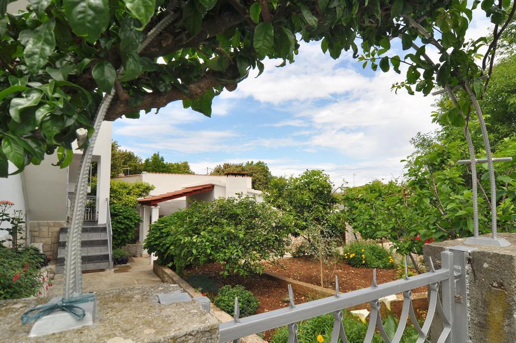 Apartment Lavanda Nova Razanj Bagian luar foto